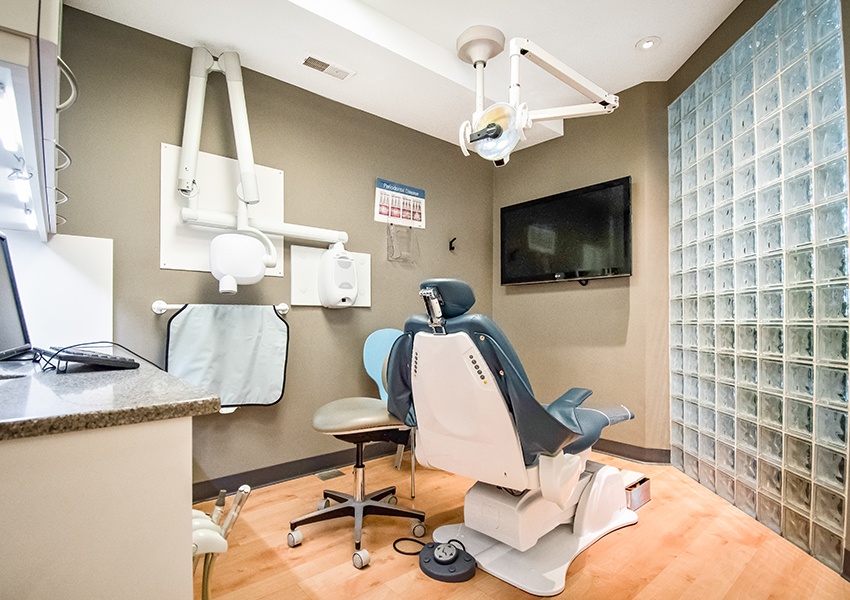 Dental treatment room